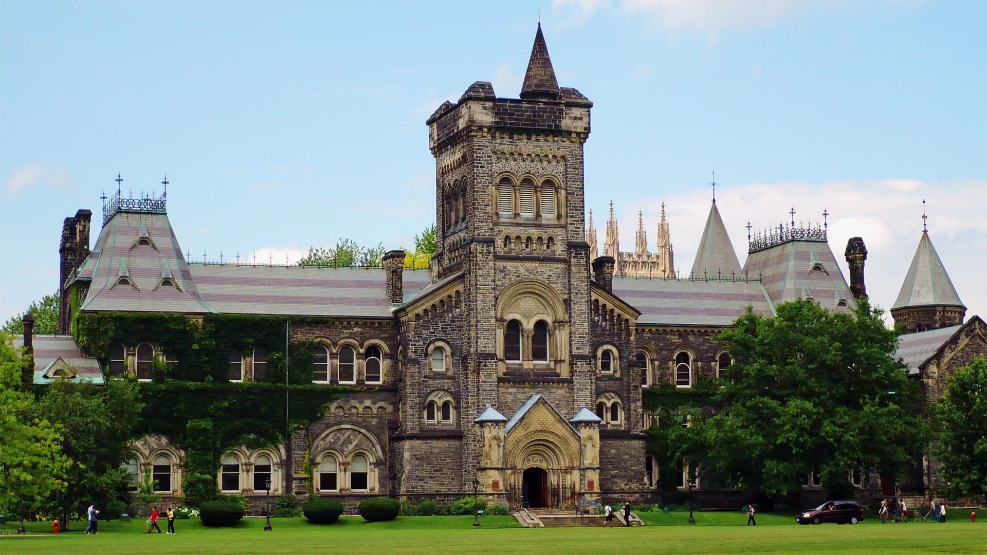 多伦多大学